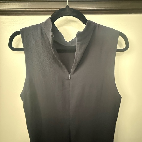 REFERENCE WOMENS SLEEVELESS DRESS SHIRT, SIZE SMALL, NAVY - Picture 6 of 12